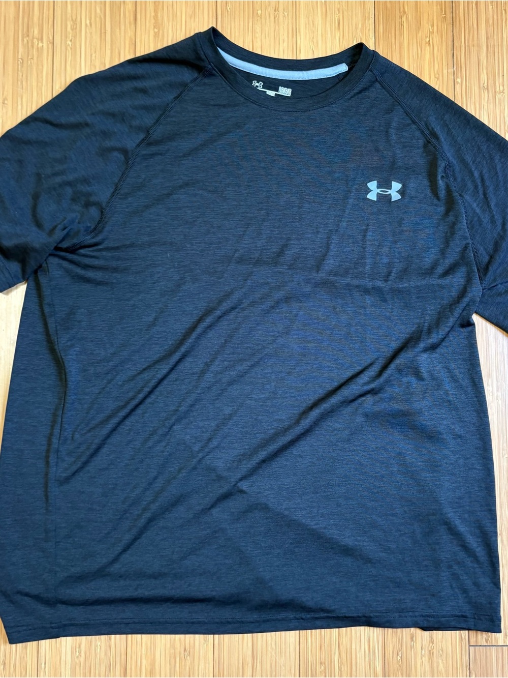 Under Armour Men’s Black Long-Sleeve Performance Tee with Gray Logo